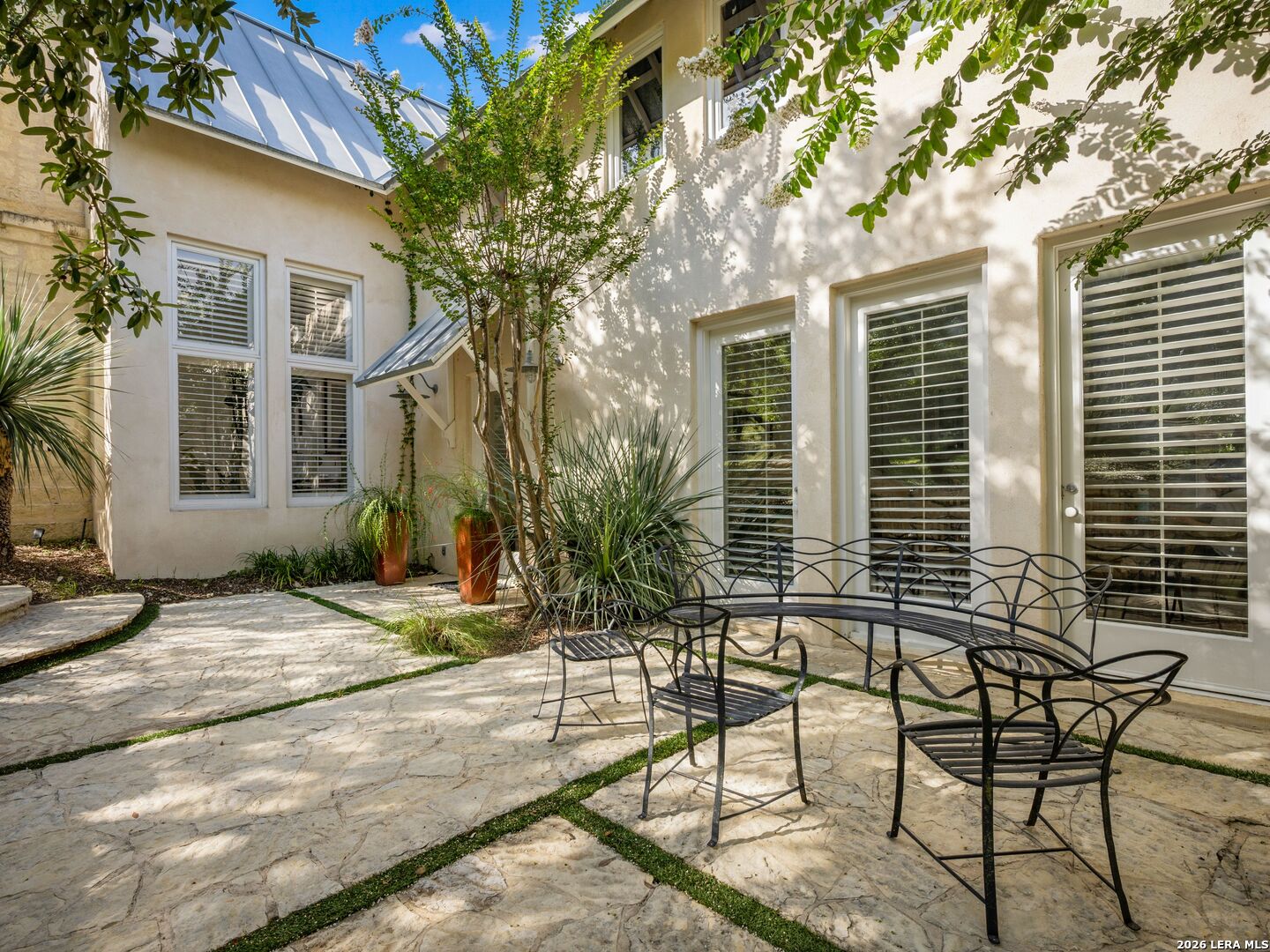3564 Mountain Loop