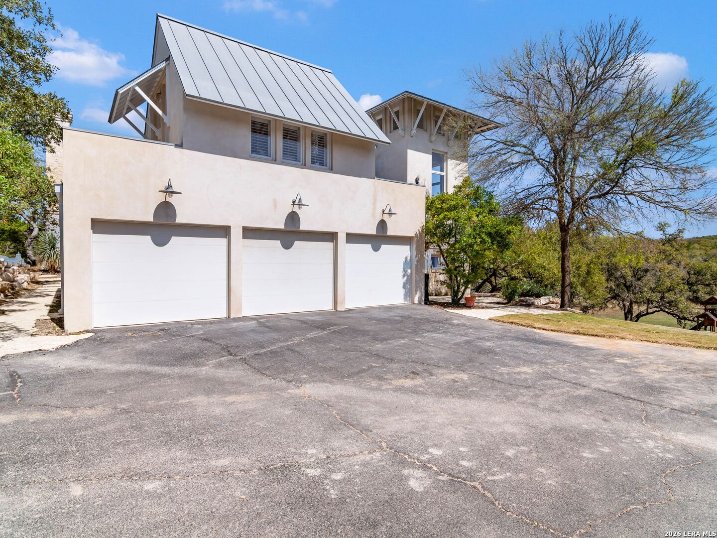 3564 Mountain Loop