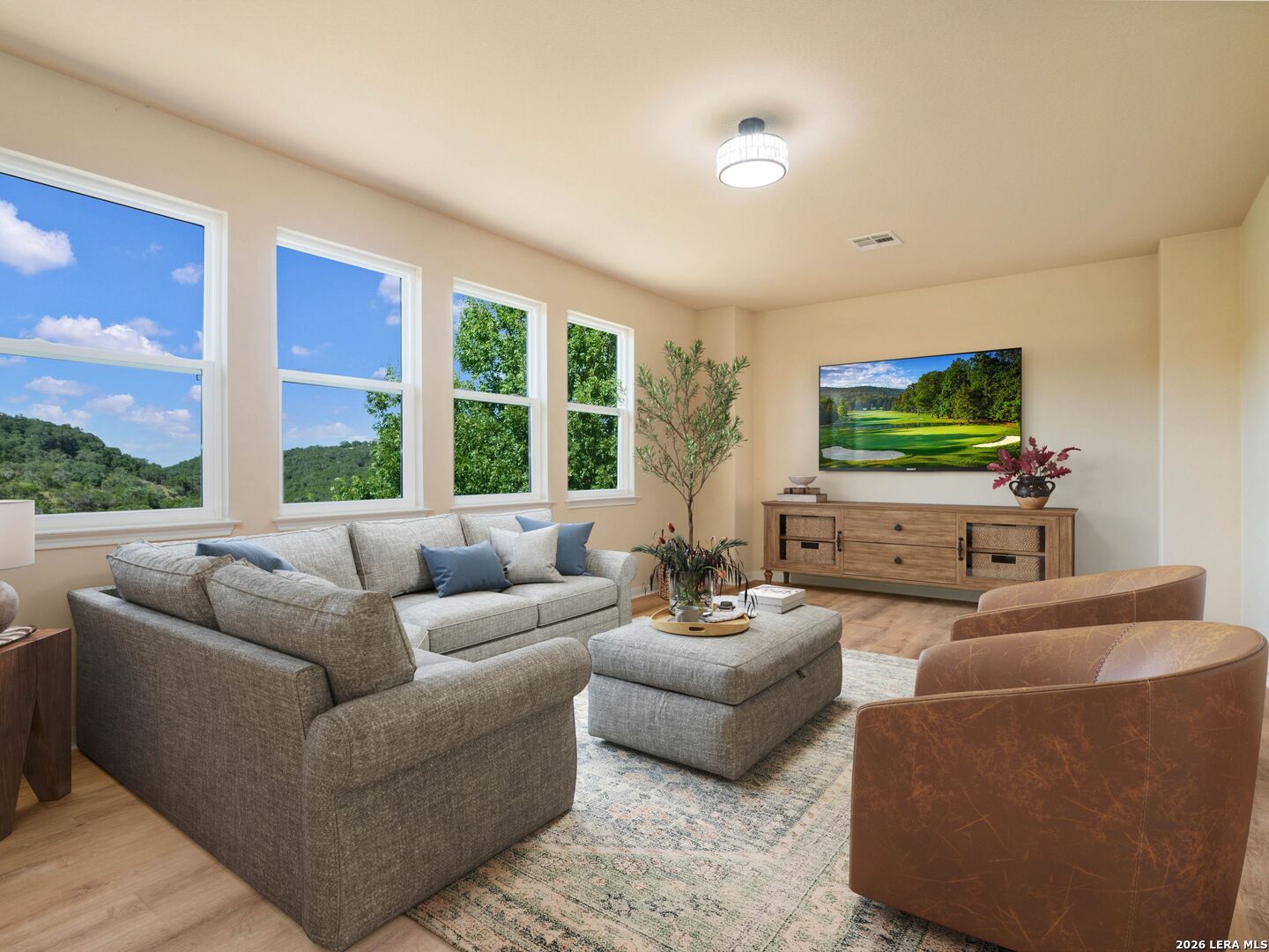 2747 Trinity View