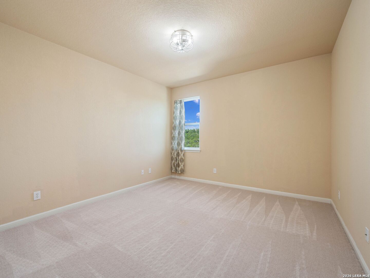 2747 Trinity View