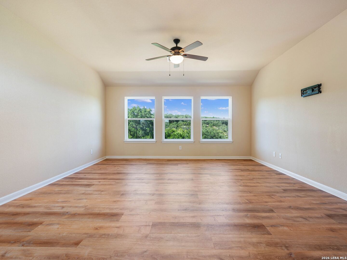 2747 Trinity View