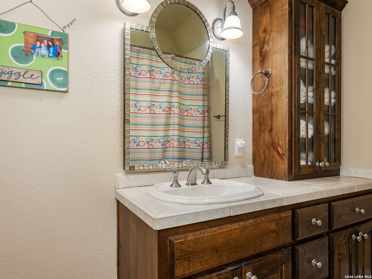 10 Royal Gardens Drive