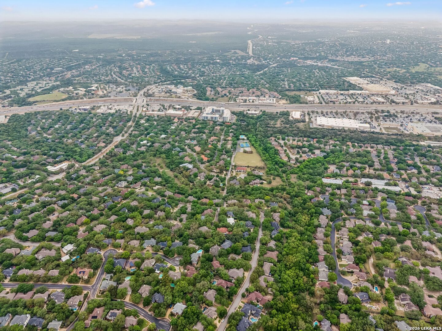 10 Royal Gardens Drive