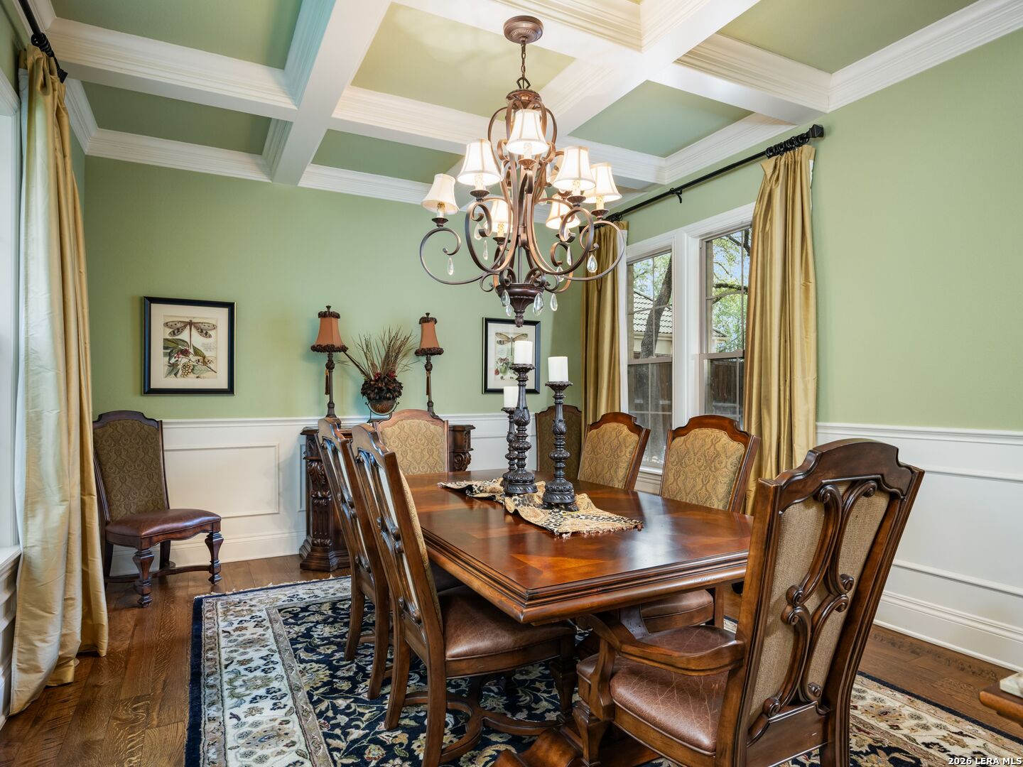 10 Royal Gardens Drive