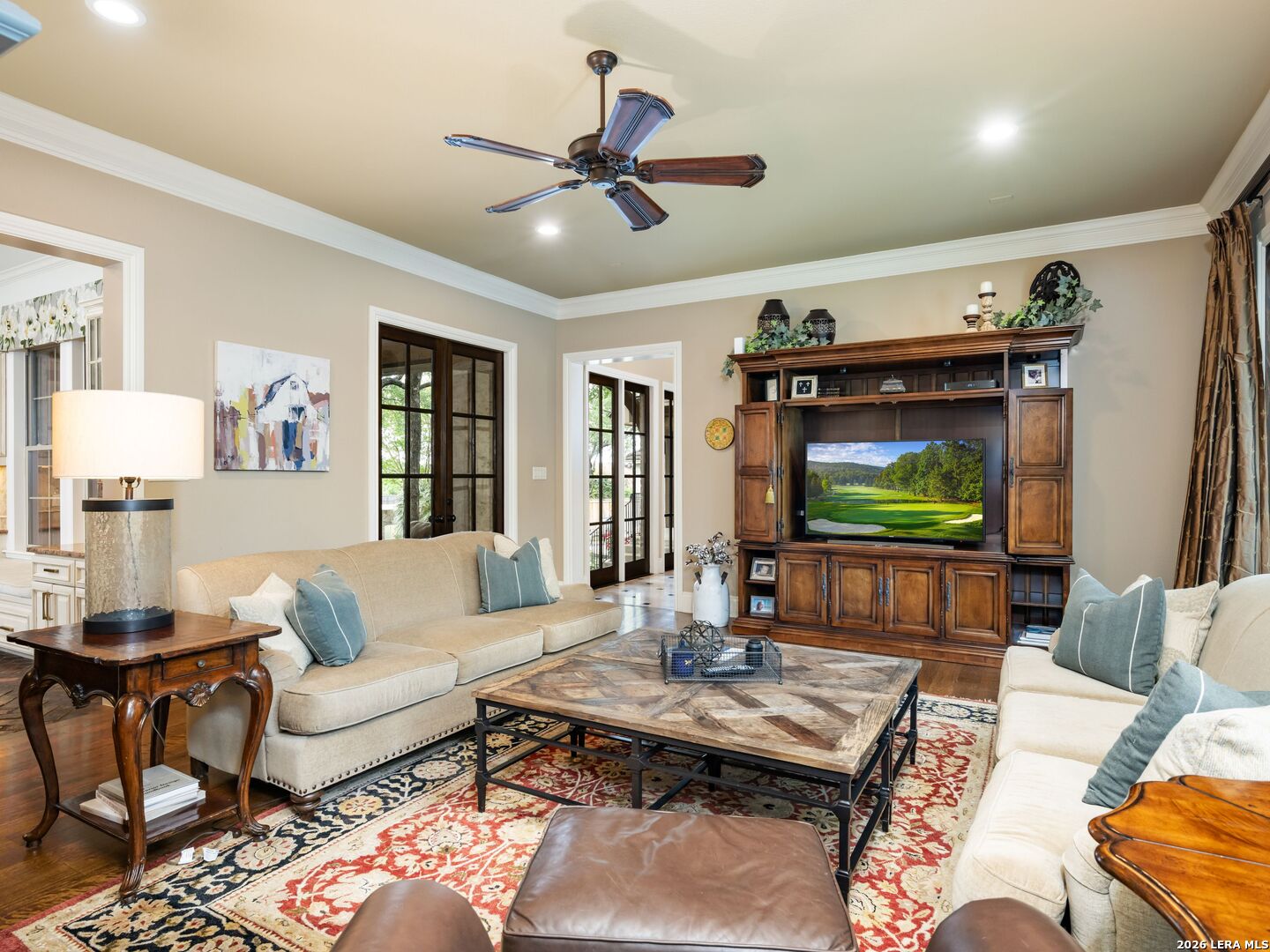 10 Royal Gardens Drive