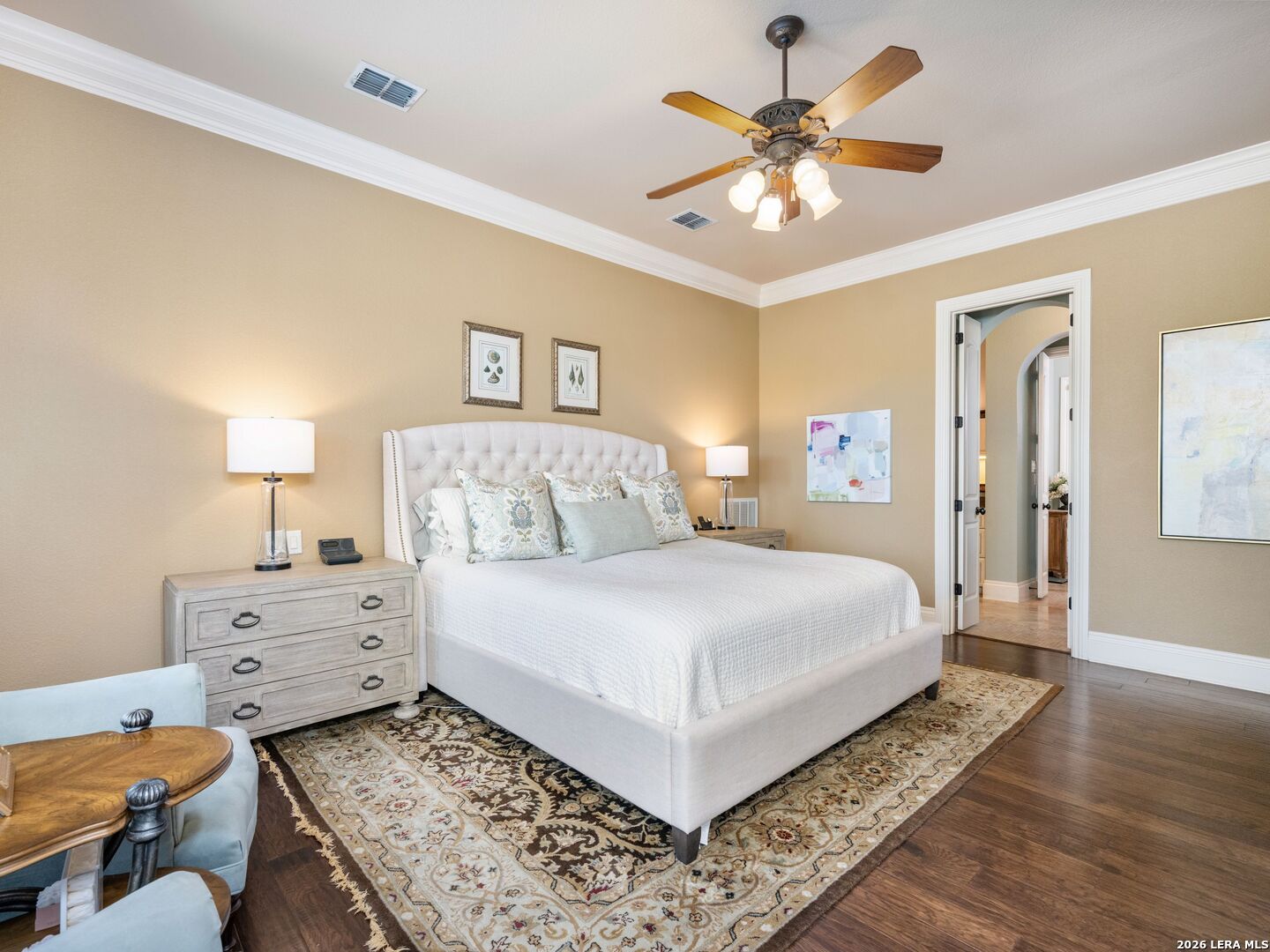 10 Royal Gardens Drive