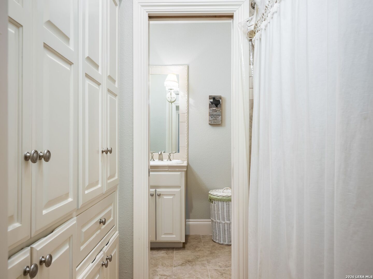 10 Royal Gardens Drive