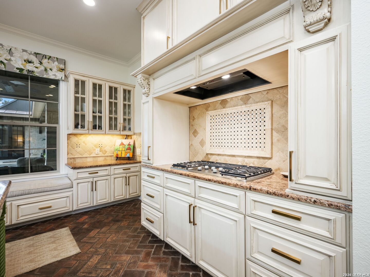 10 Royal Gardens Drive