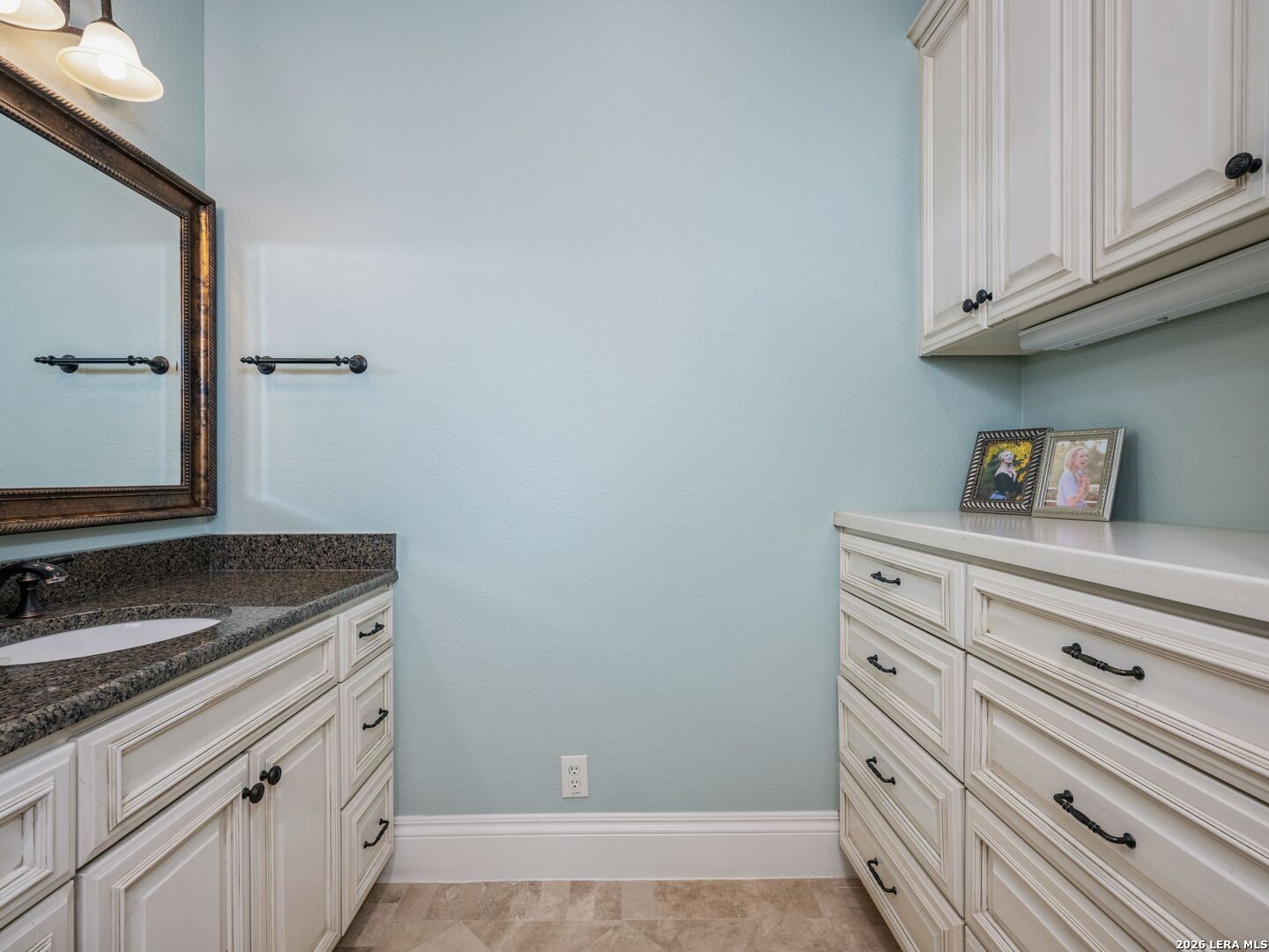 10 Royal Gardens Drive