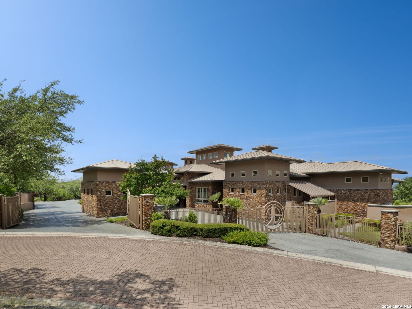 11 Davenport Ln