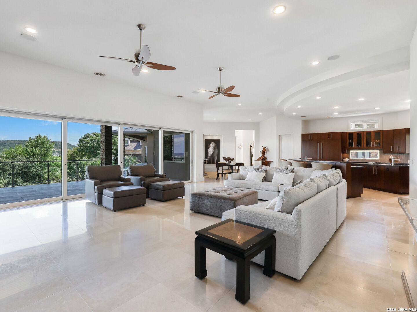 11 Davenport Ln