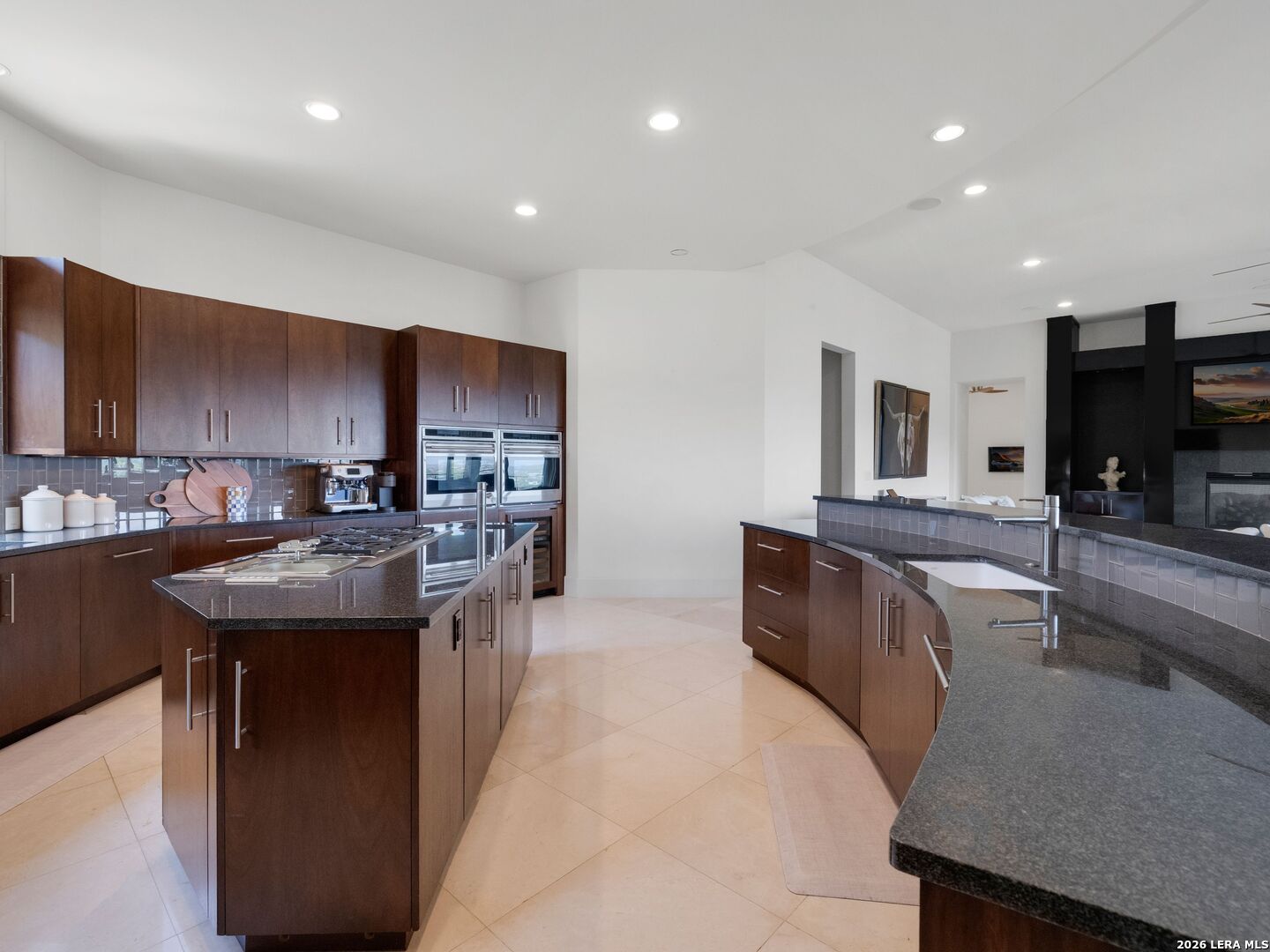 11 Davenport Ln