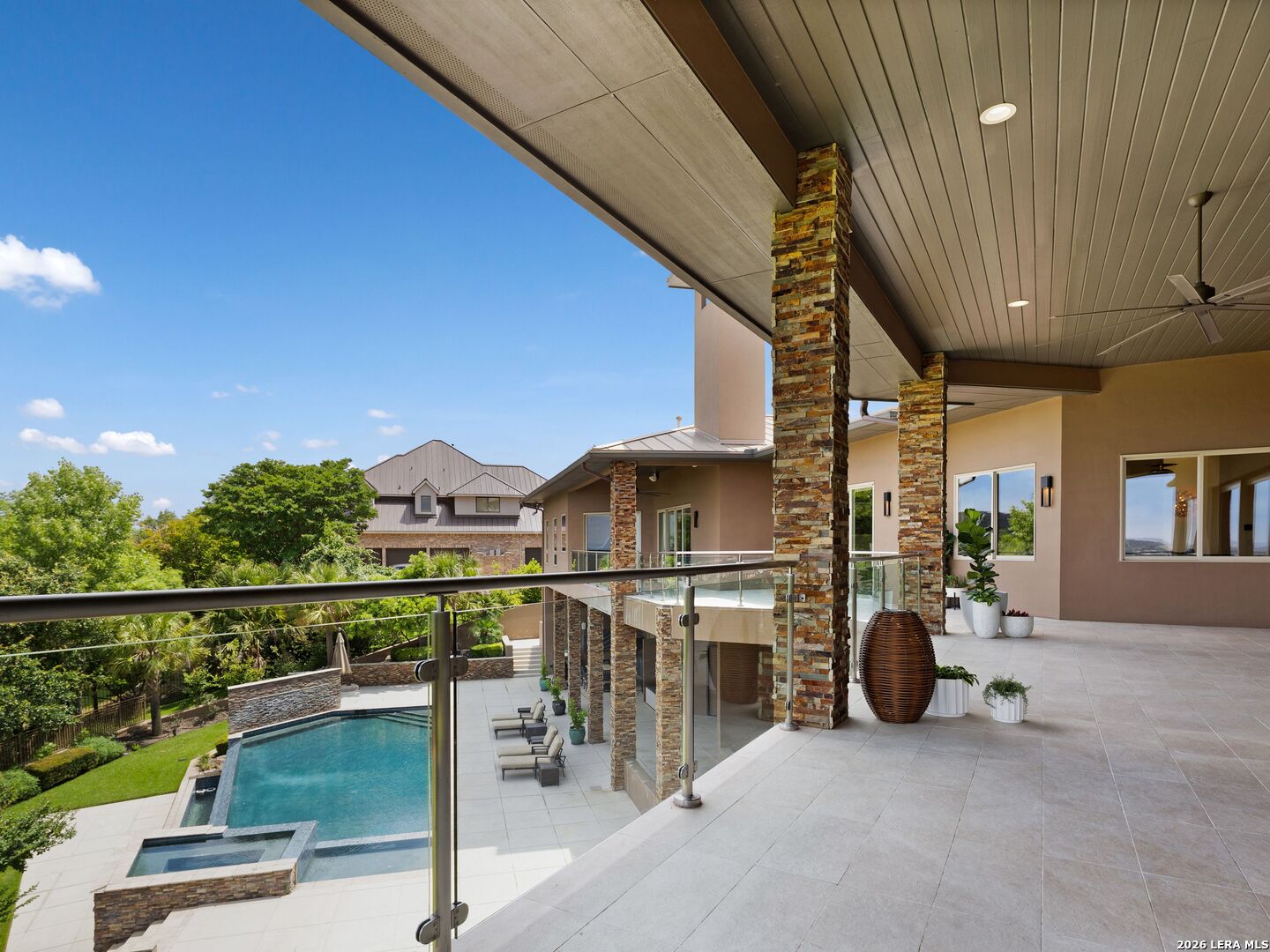 11 Davenport Ln