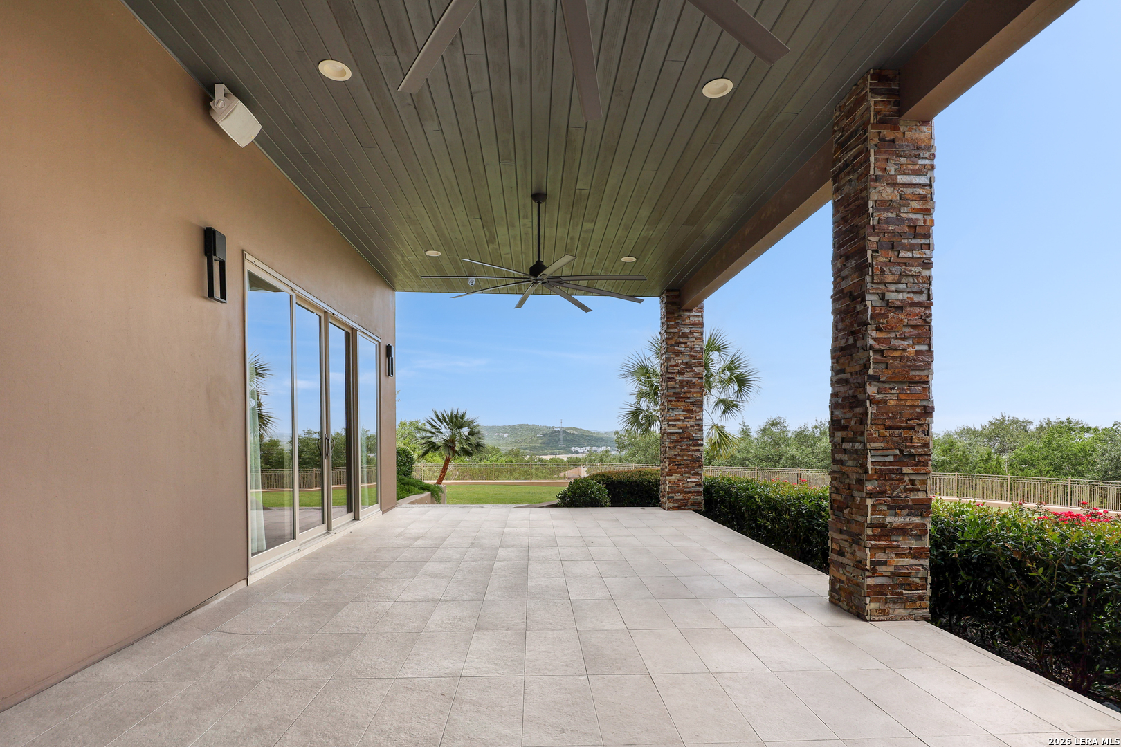 11 Davenport Ln
