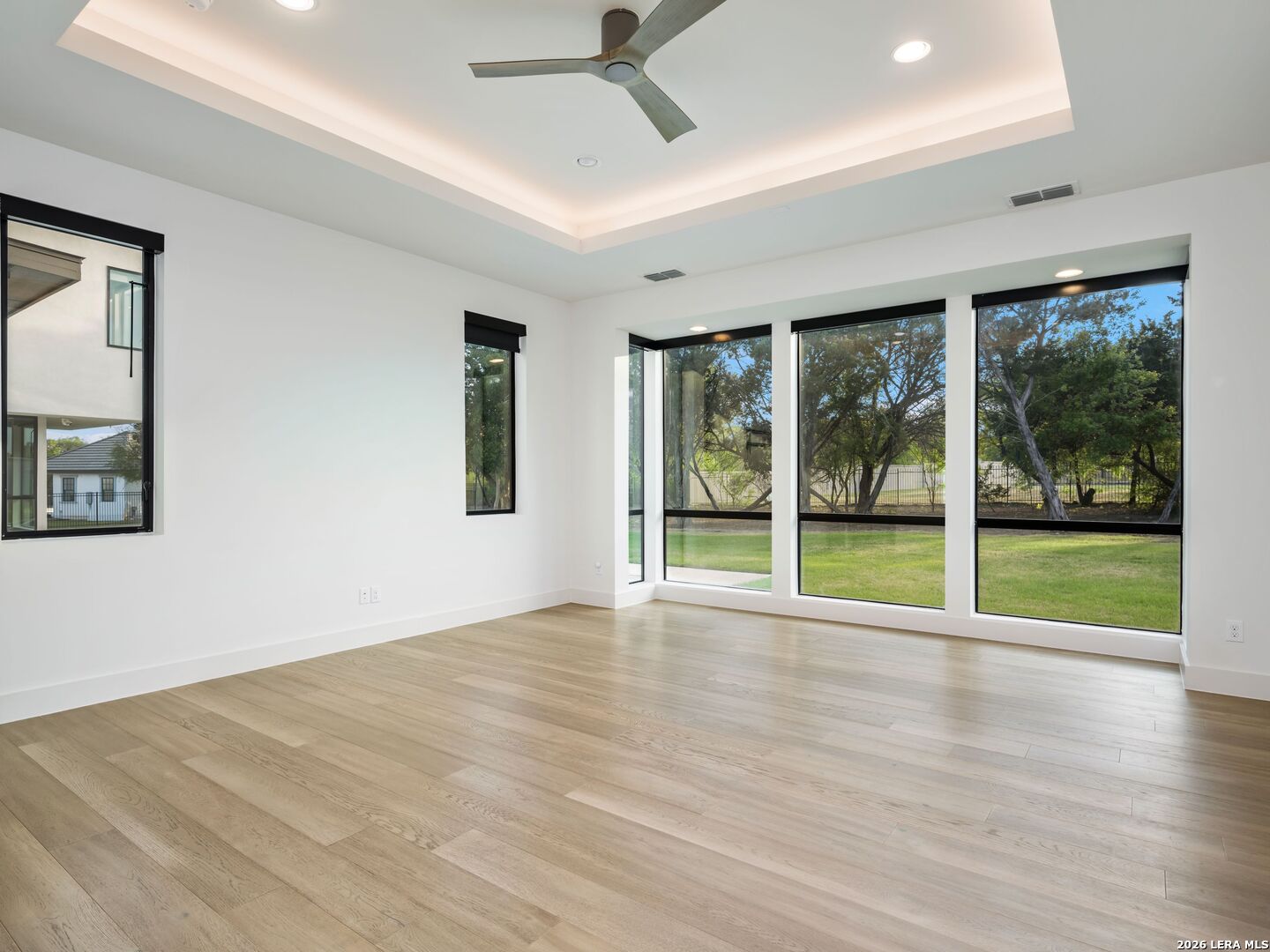211 Wellesley Hill