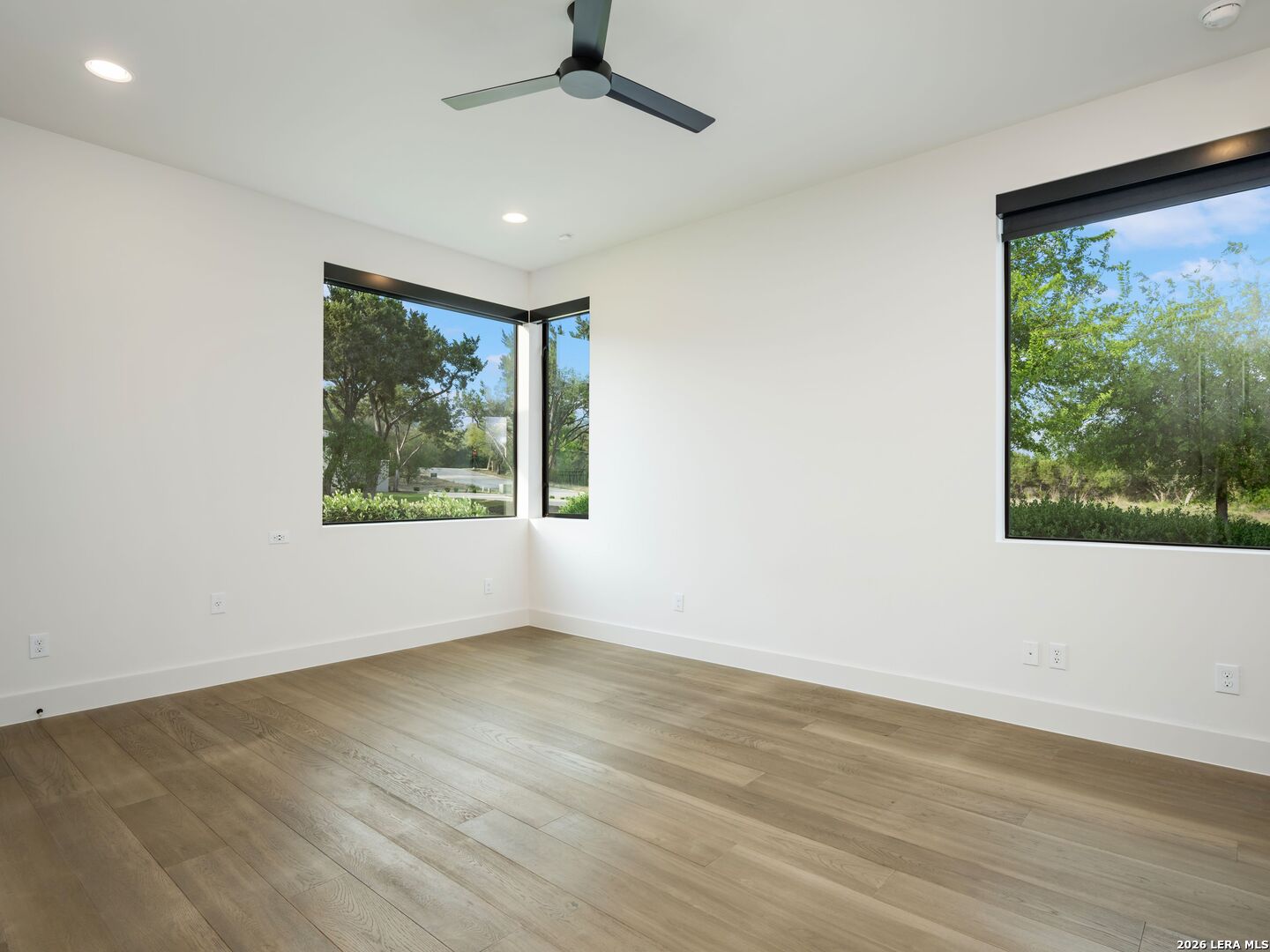 211 Wellesley Hill