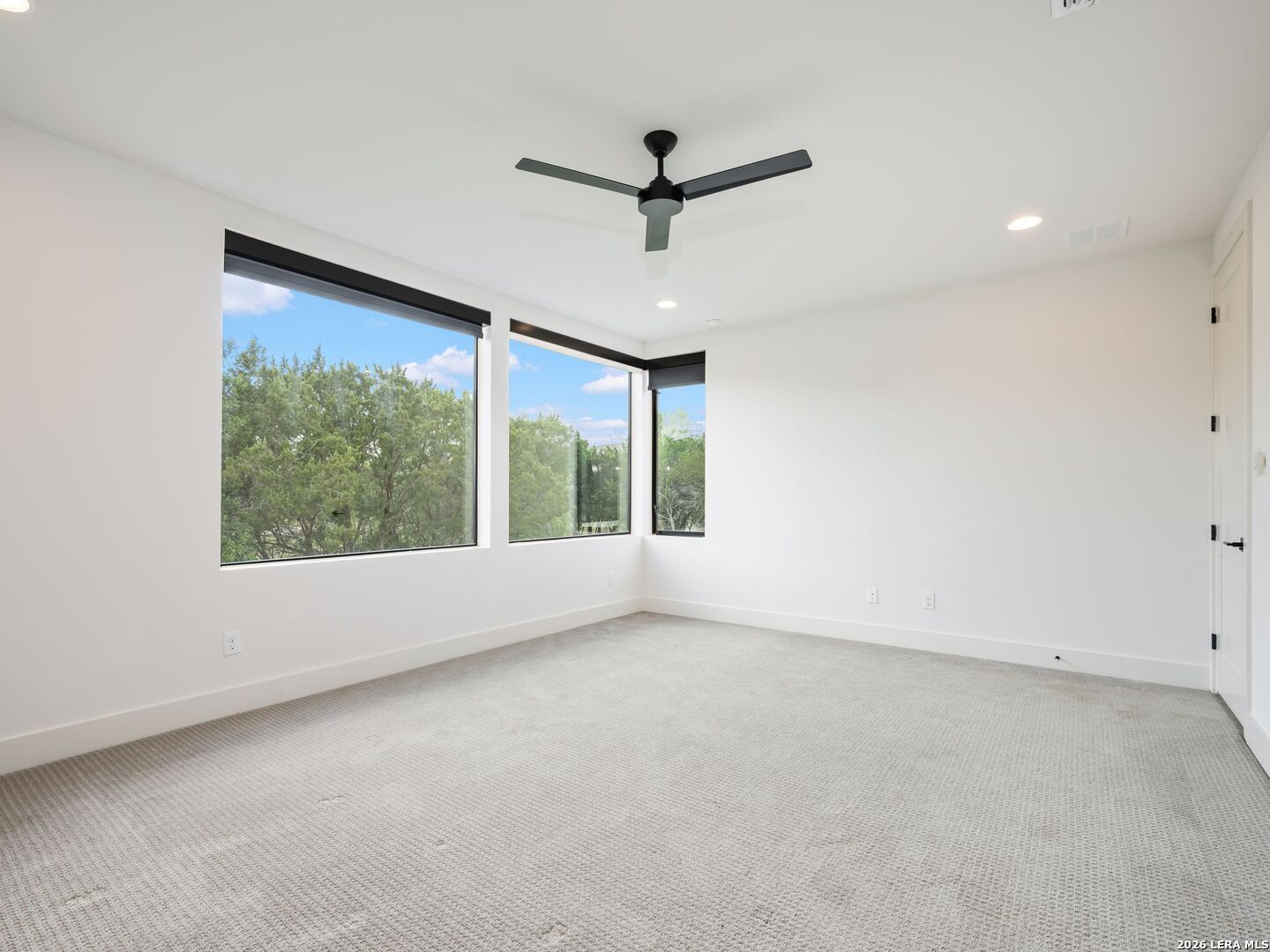 211 Wellesley Hill
