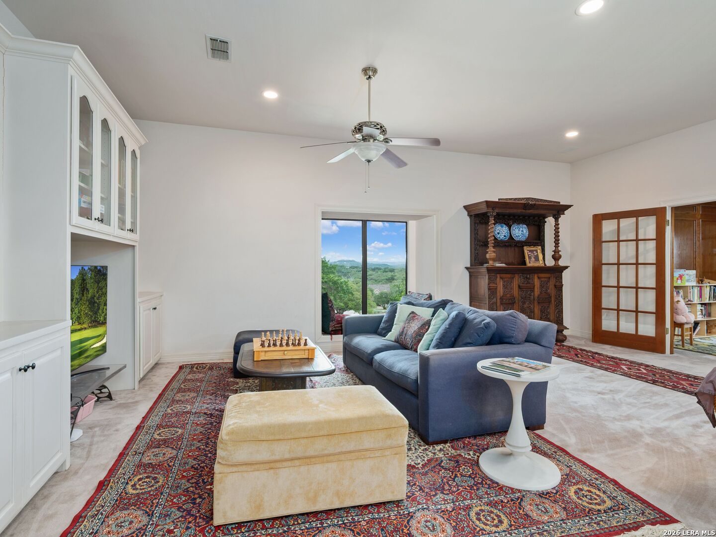 8706 Mountain Top