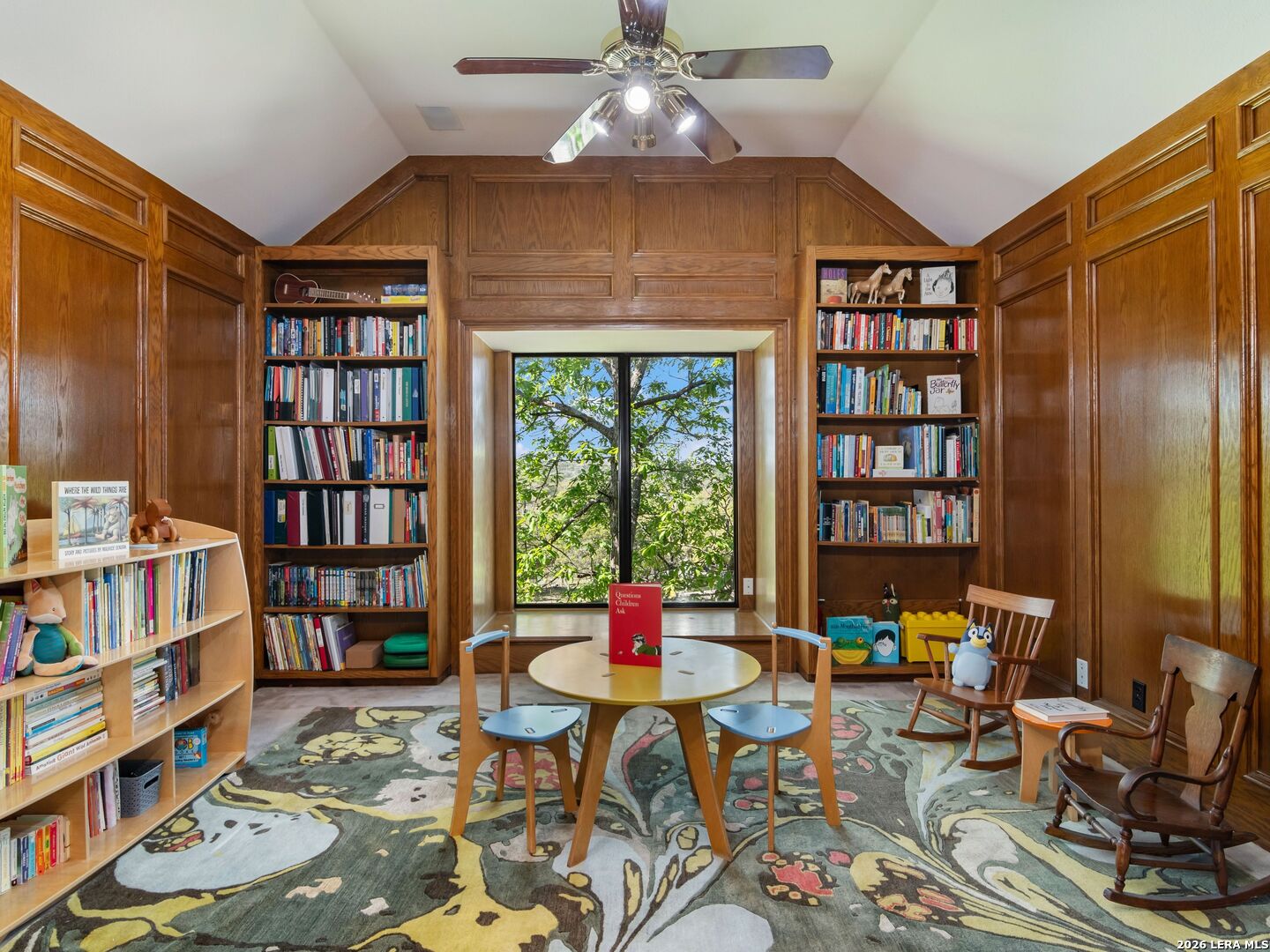 8706 Mountain Top