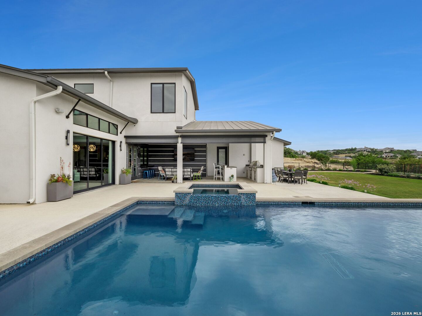 10206 Nina Ridge