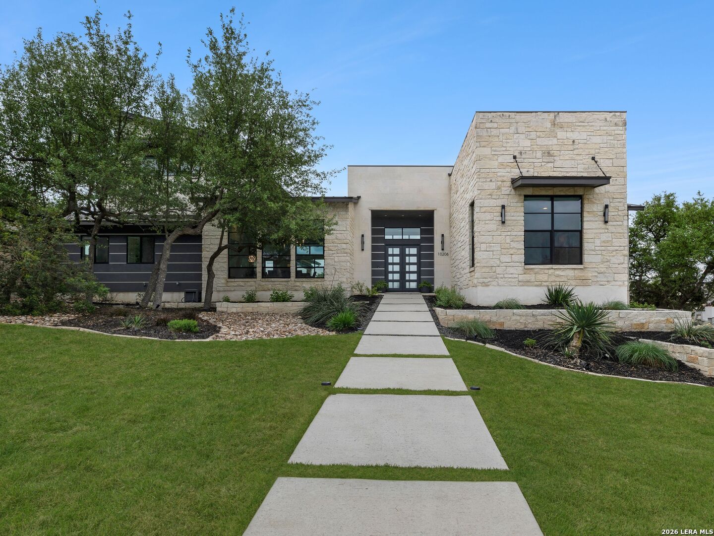 10206 Nina Ridge