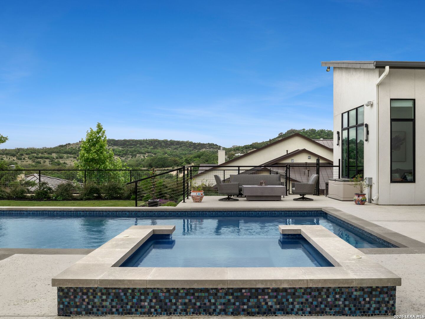 10206 Nina Ridge