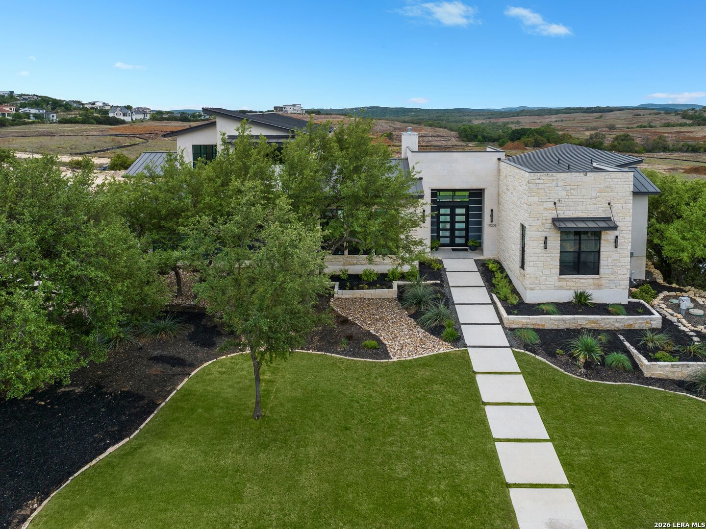 10206 Nina Ridge