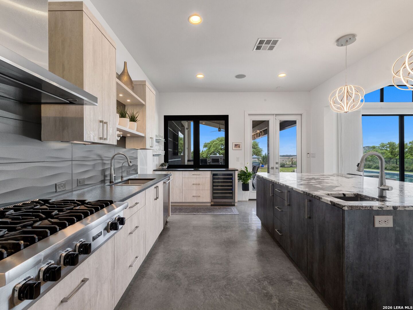 10206 Nina Ridge