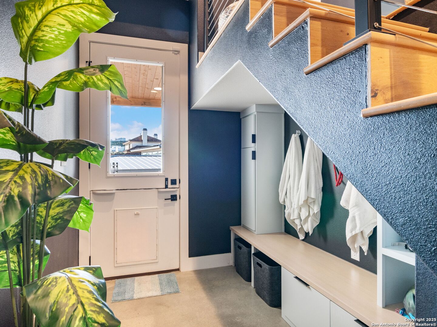 10803 Nina Ridge