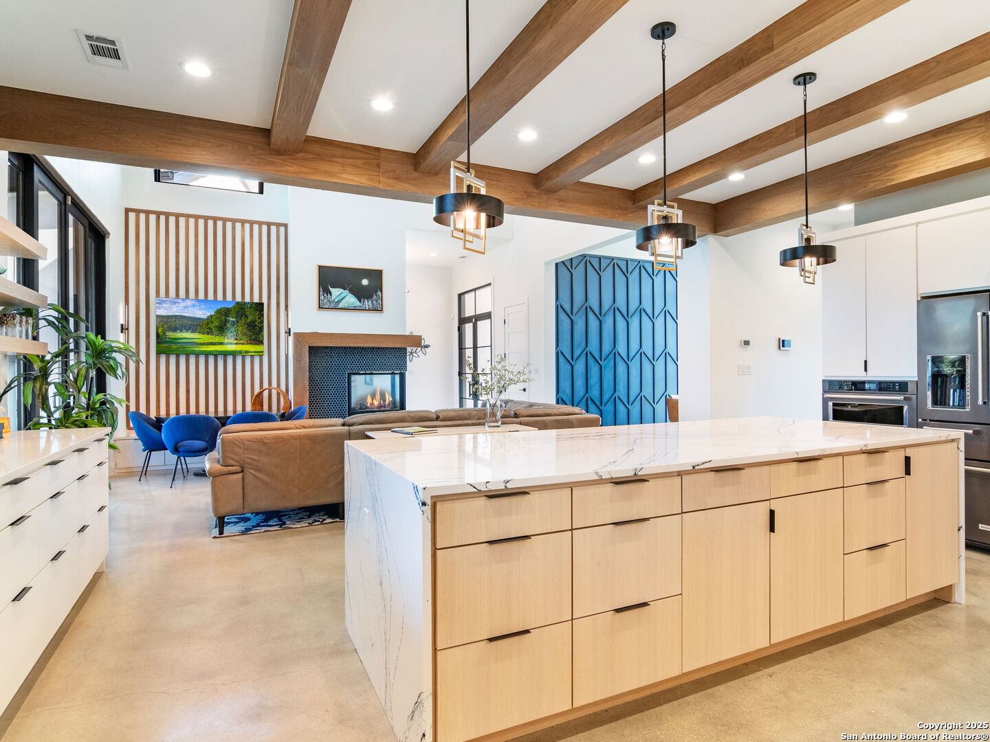 10803 Nina Ridge