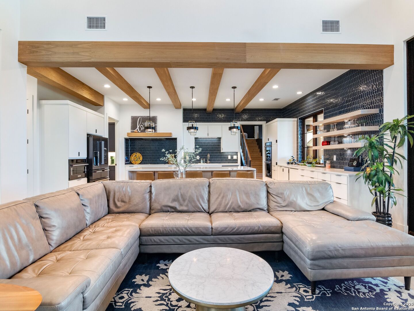 10803 Nina Ridge