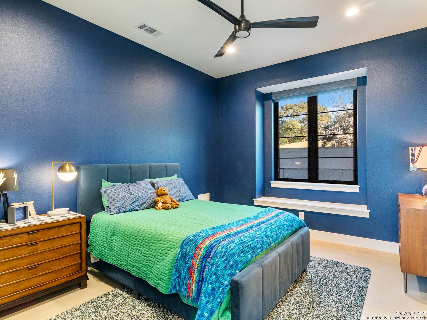 10803 Nina Ridge
