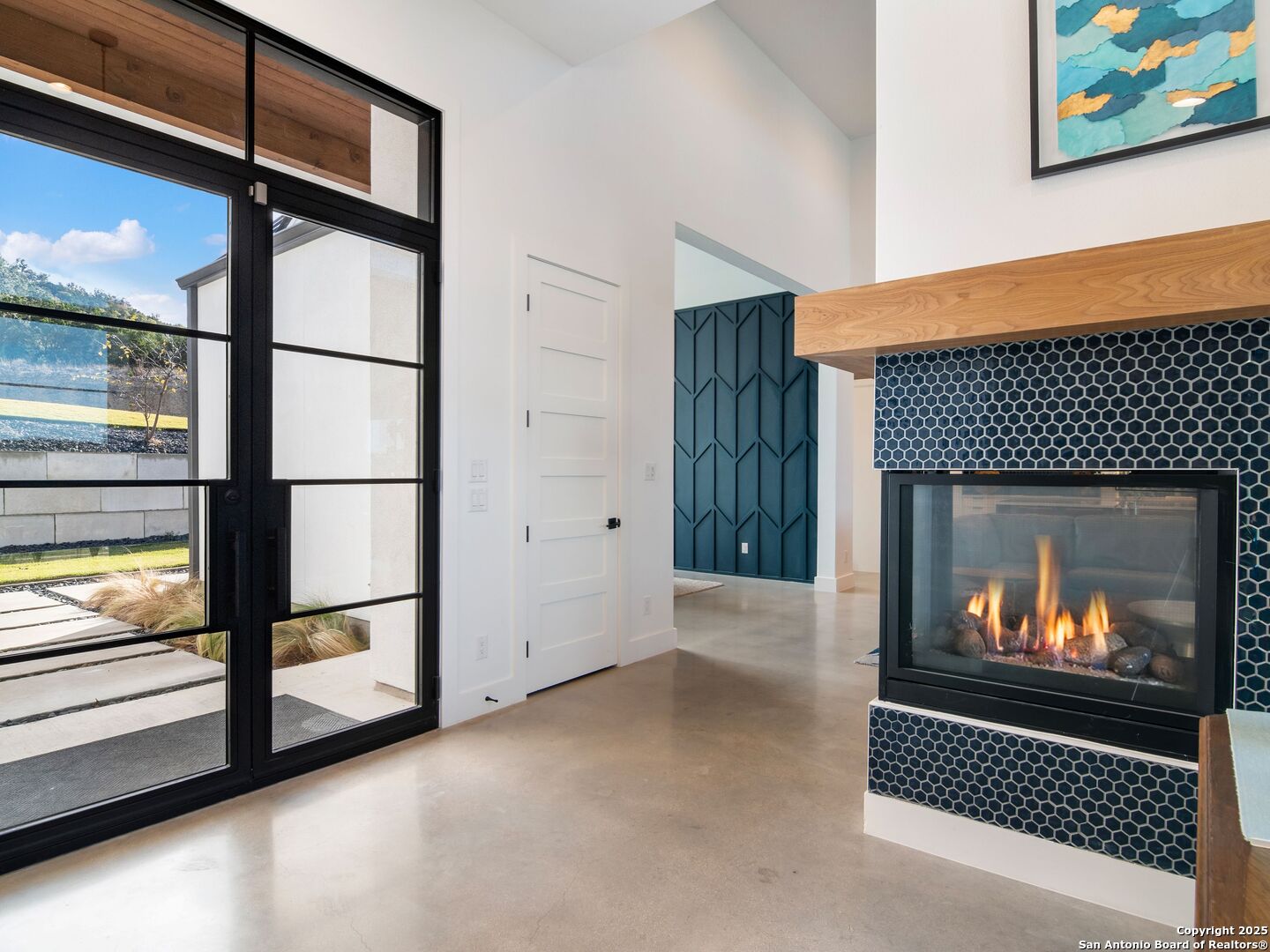 10803 Nina Ridge