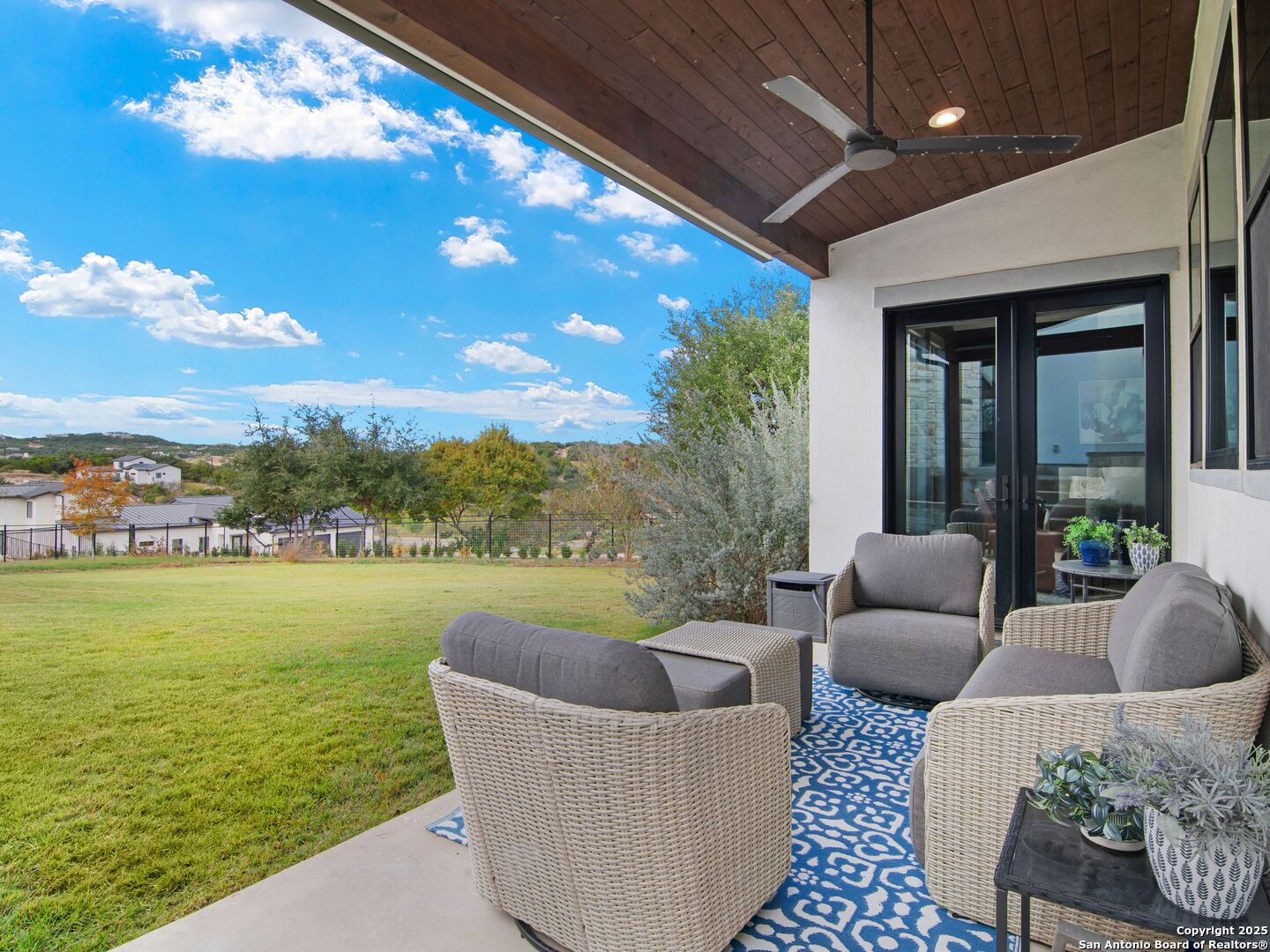 10803 Nina Ridge