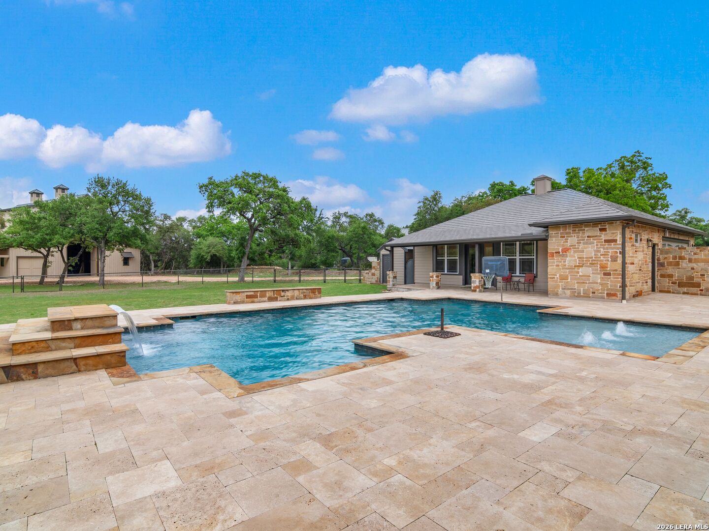 103 S Cibolo Hollow