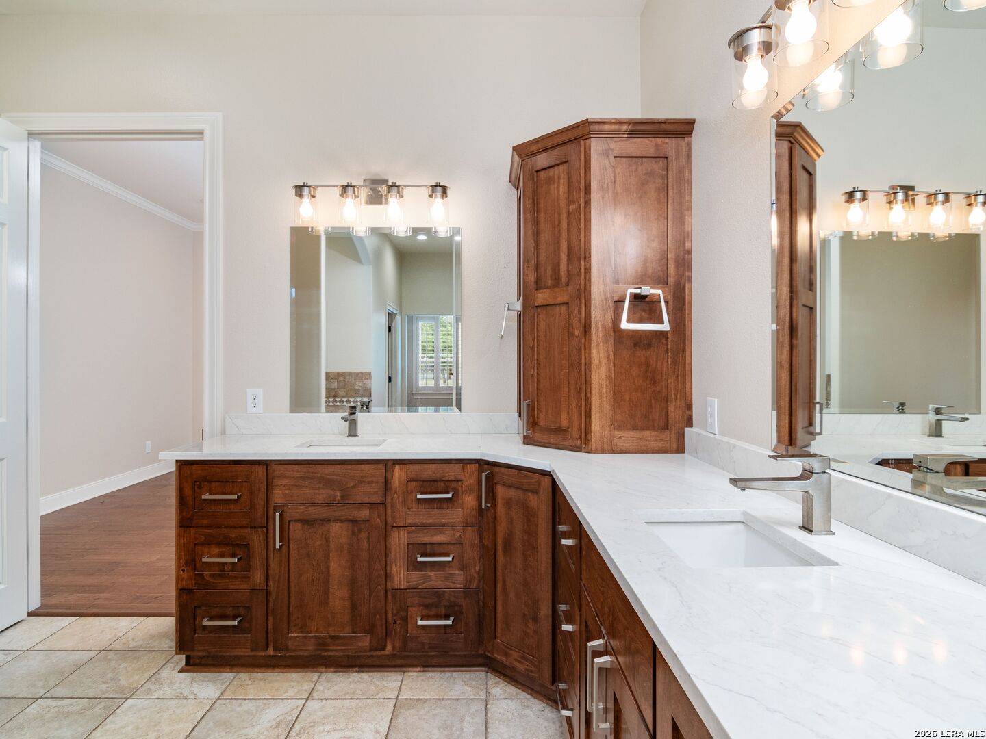 103 S Cibolo Hollow