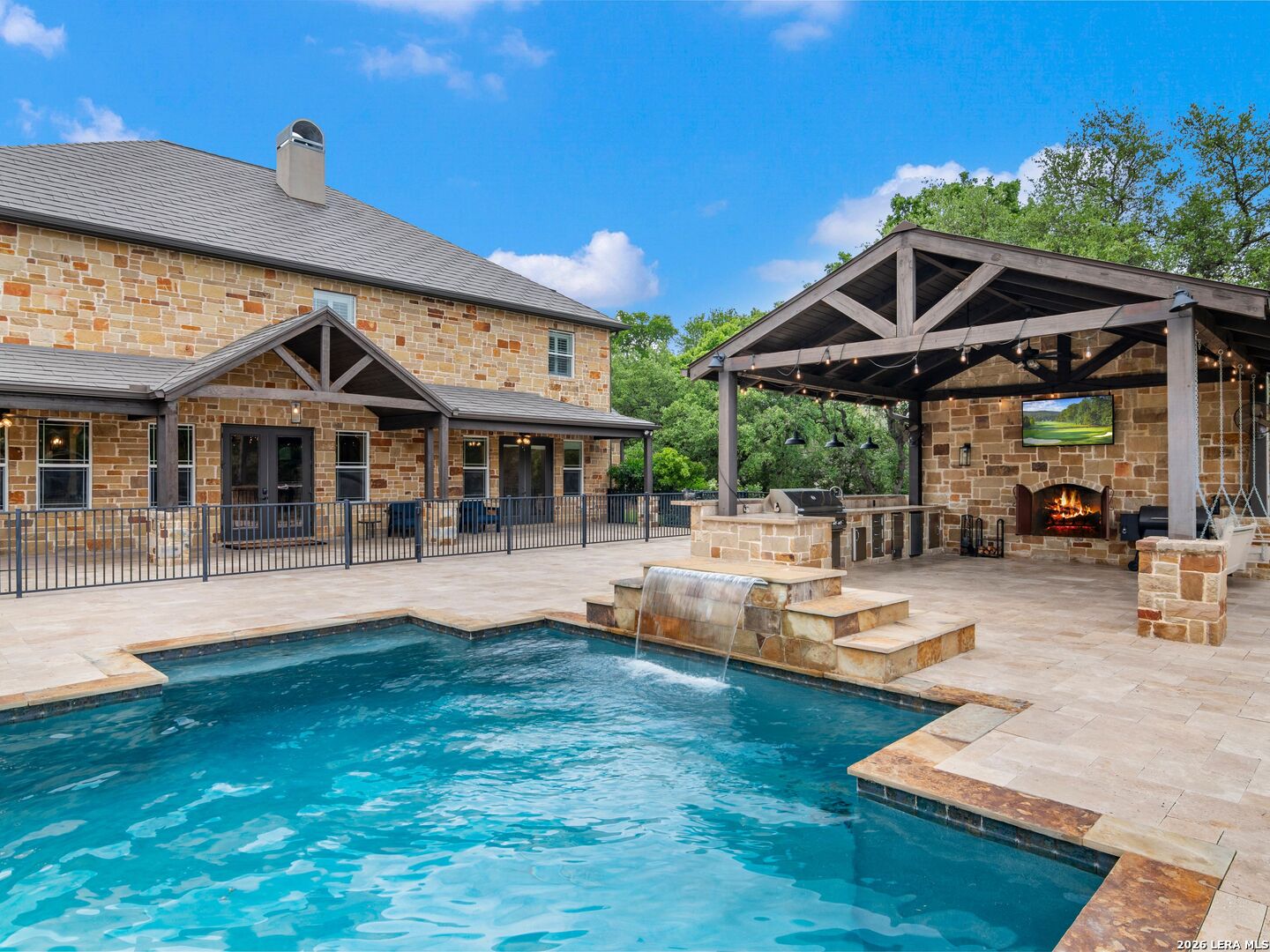 103 S Cibolo Hollow