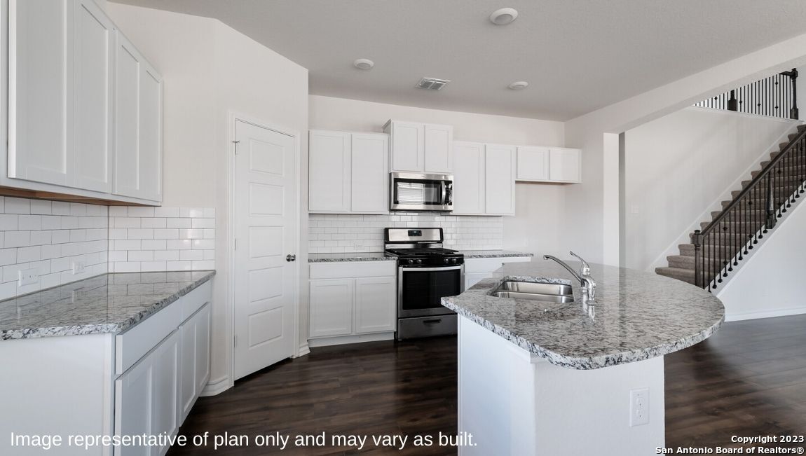 4809 Coral Bluffs