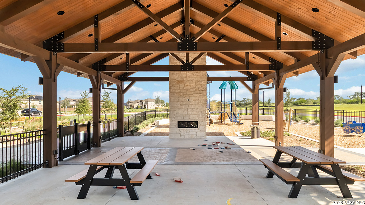 4809 Coral Bluffs