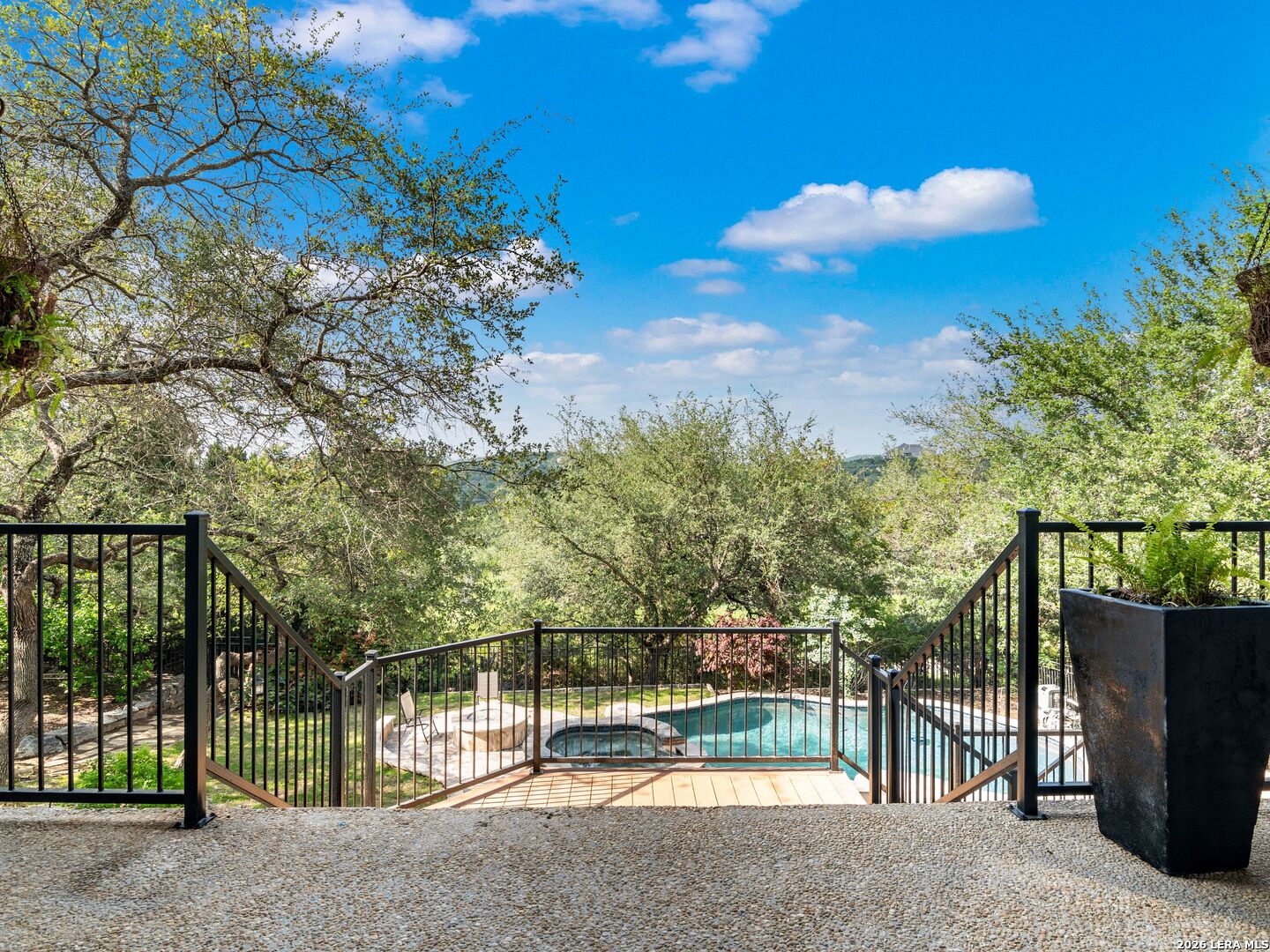 631 Sentry Hill