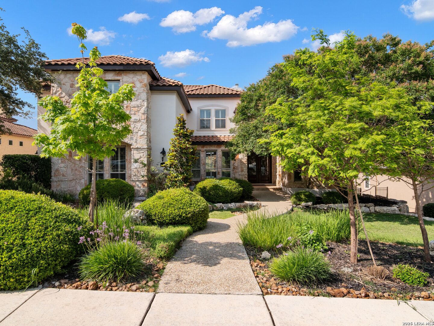 631 Sentry Hill