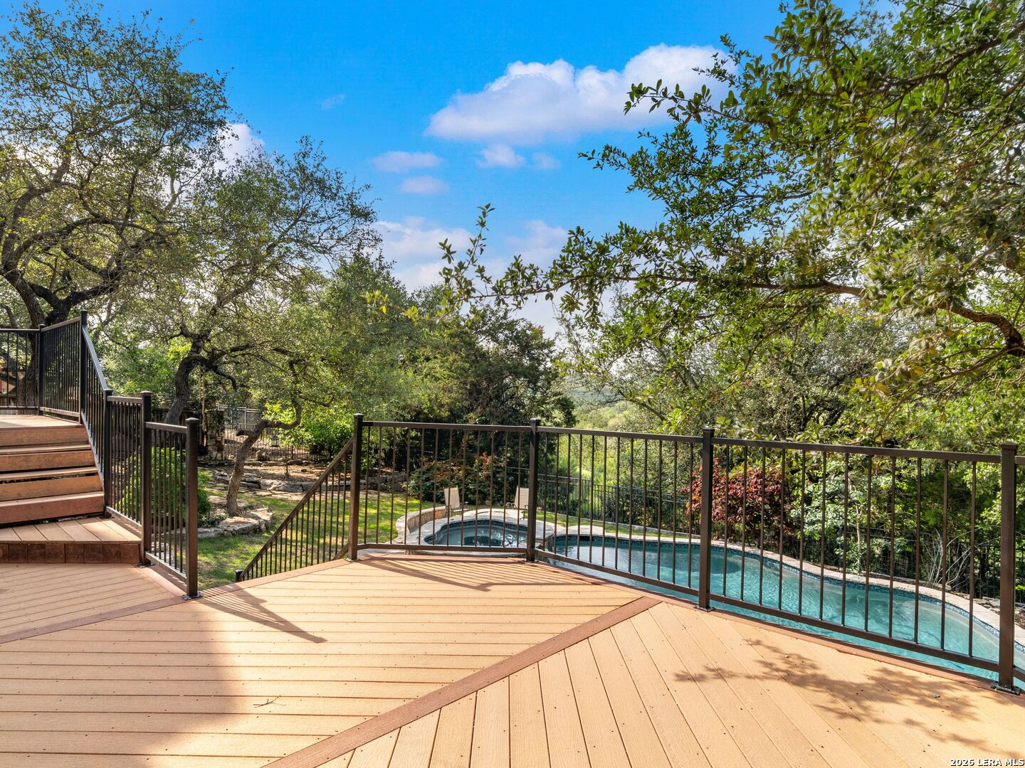 631 Sentry Hill