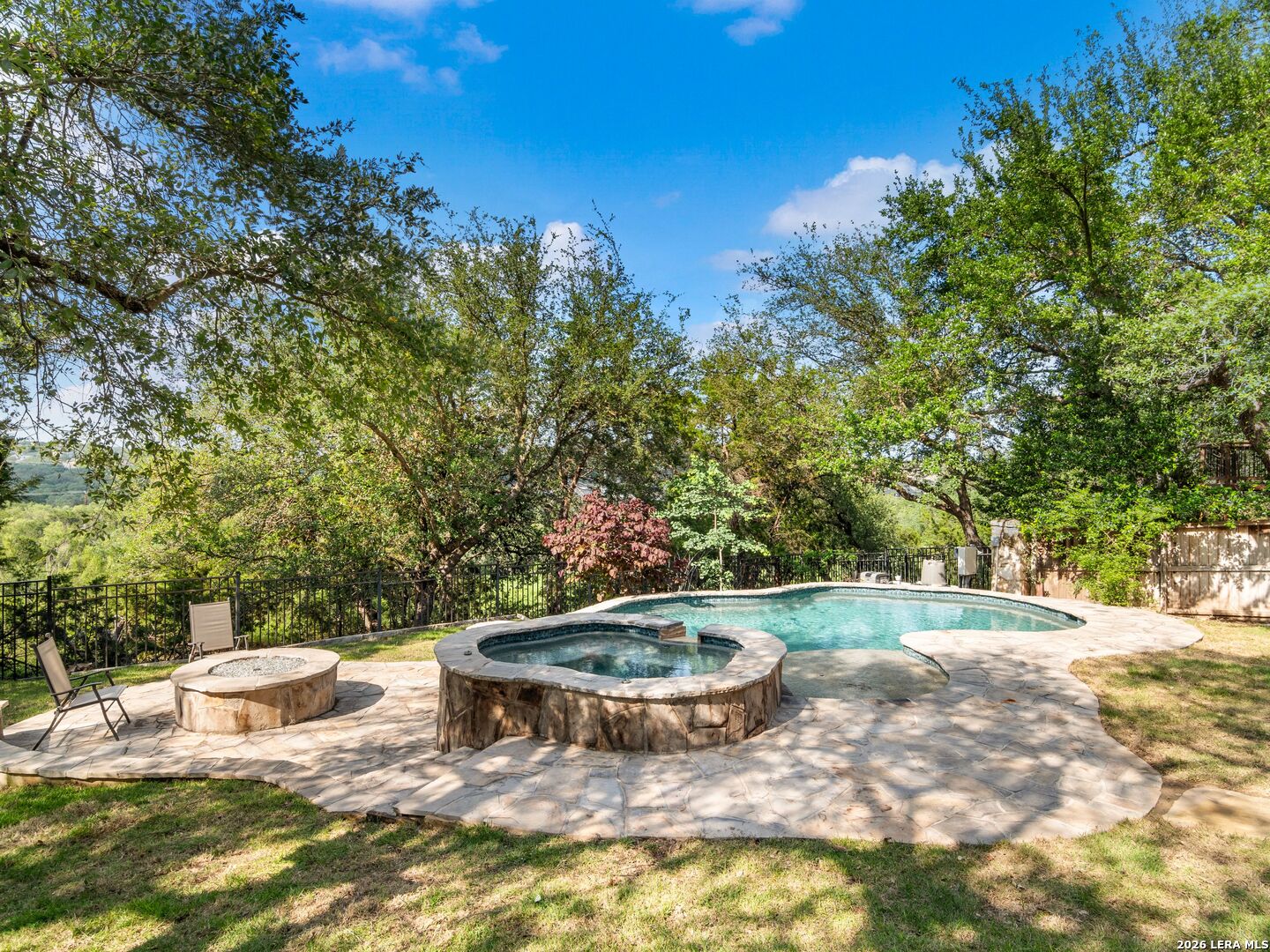 631 Sentry Hill
