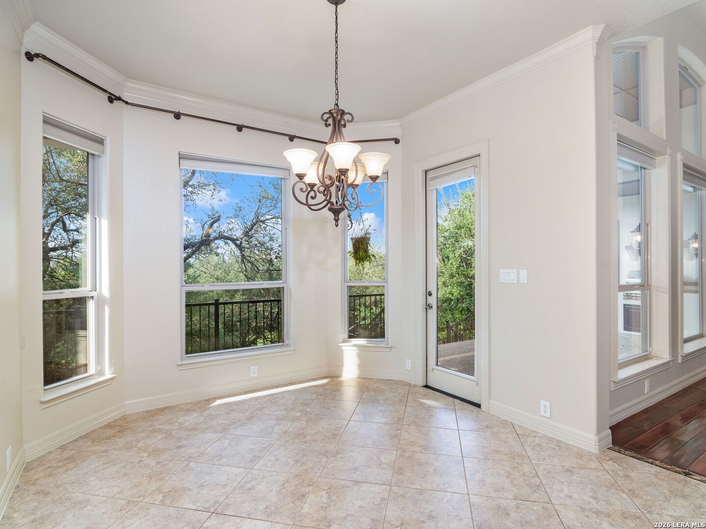 631 Sentry Hill