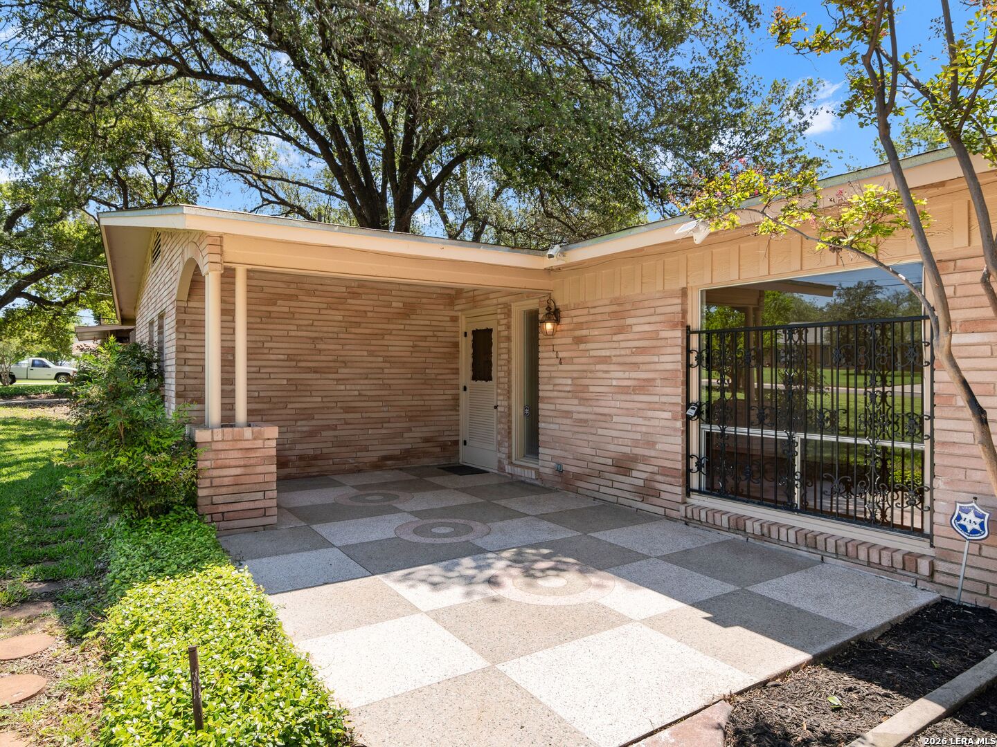 104 Herweck Drive