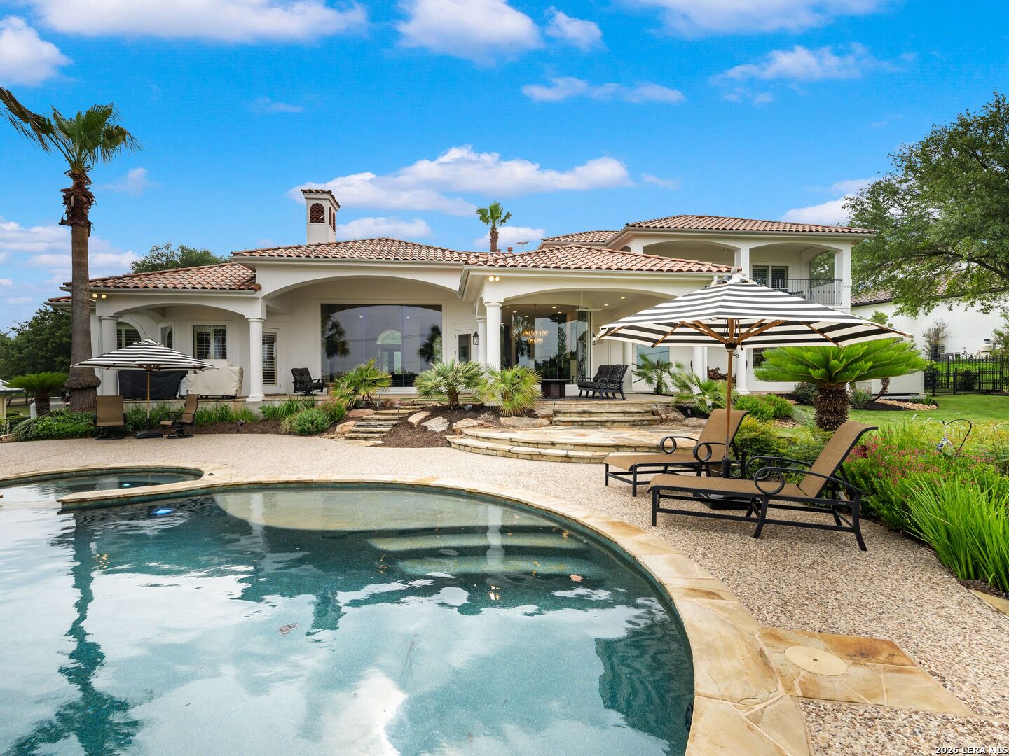 34 Galleria Drive