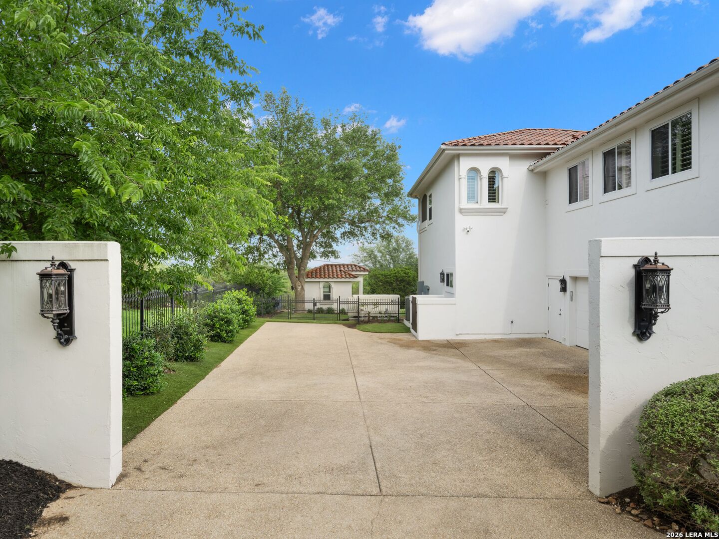 34 Galleria Drive