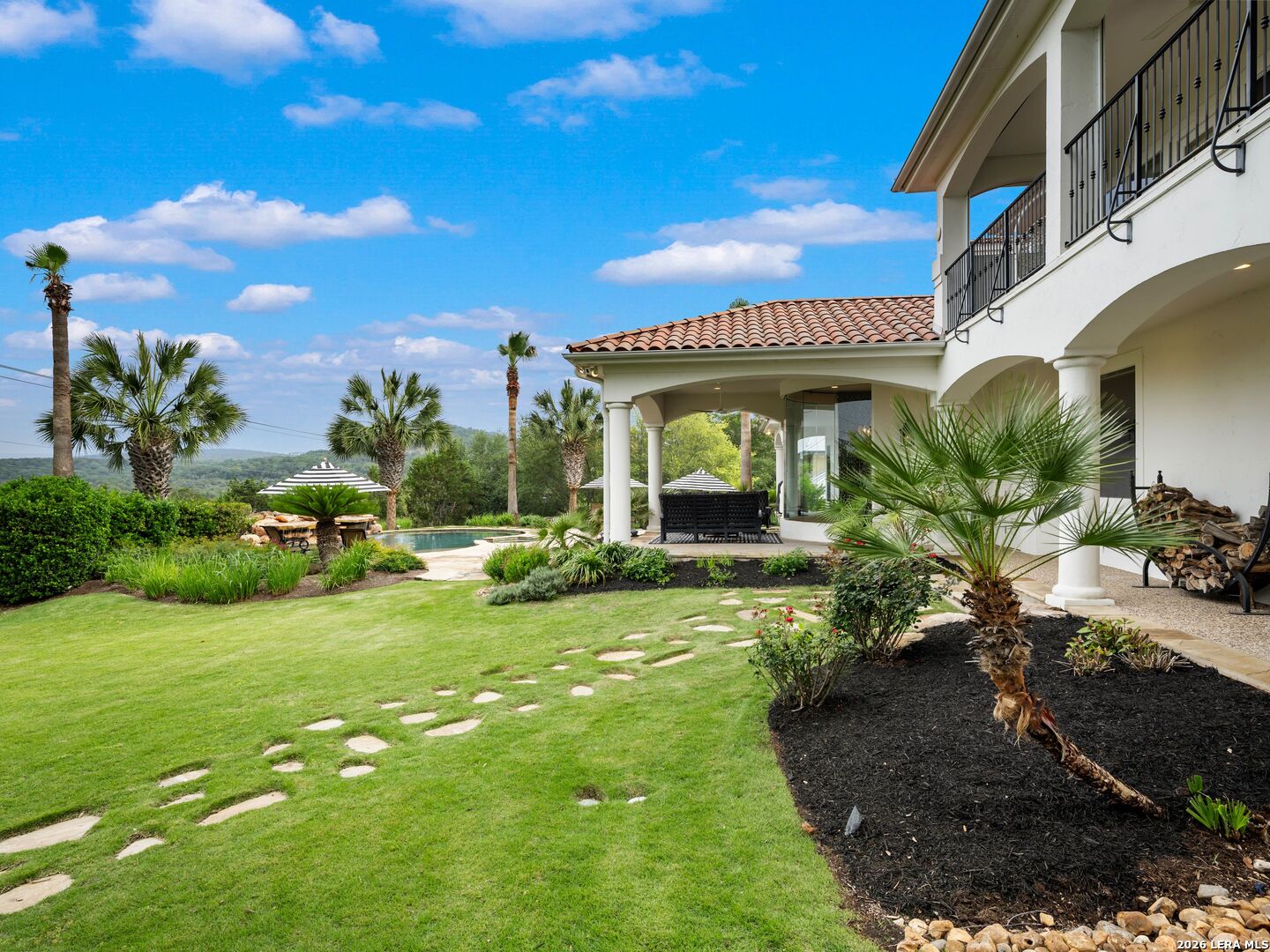 34 Galleria Drive