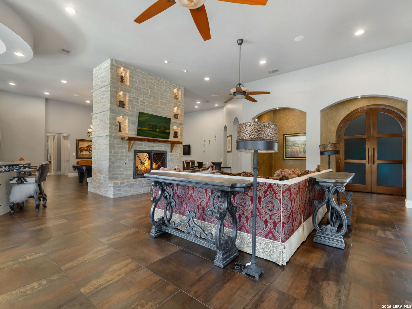 11426 Cat Springs