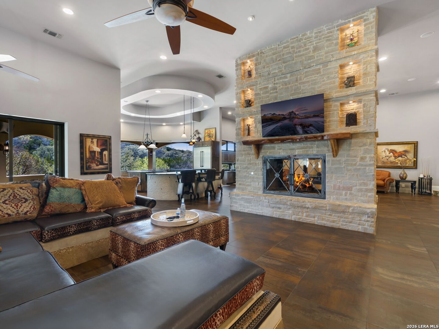 11426 Cat Springs